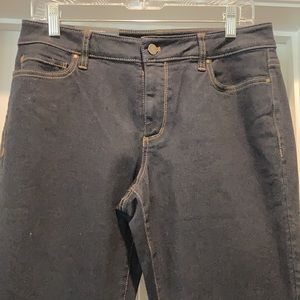 Ann Taylor slim leg curvy fit jeans with stretch - size 12 Tall - new with tags